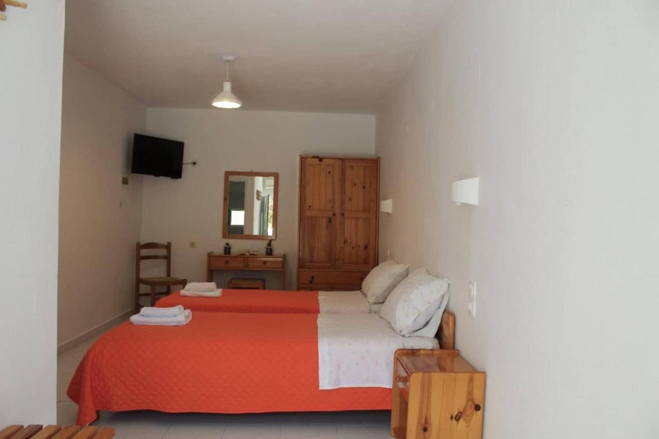 Dioni Lux Inn 2 Πάχαινα Εξωτερικό φωτογραφία