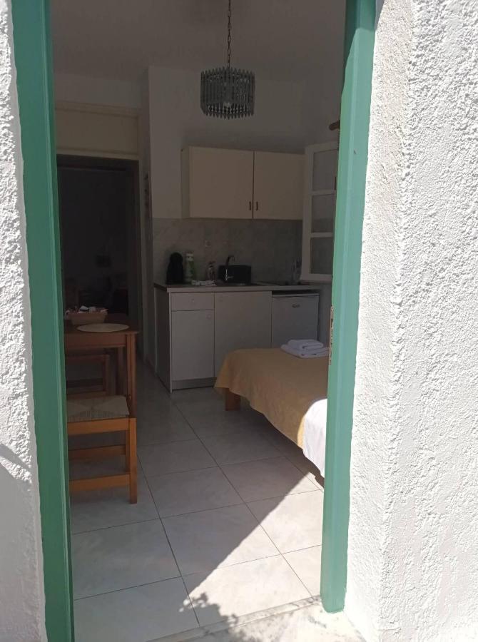 Dioni Lux Inn 2 Πάχαινα Εξωτερικό φωτογραφία